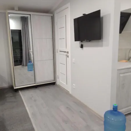 на березі річки Synevyr