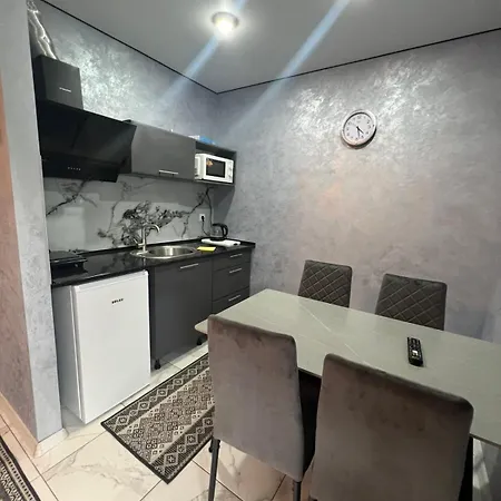 Apartment на березі річки *