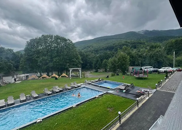 Apartment на березі річки